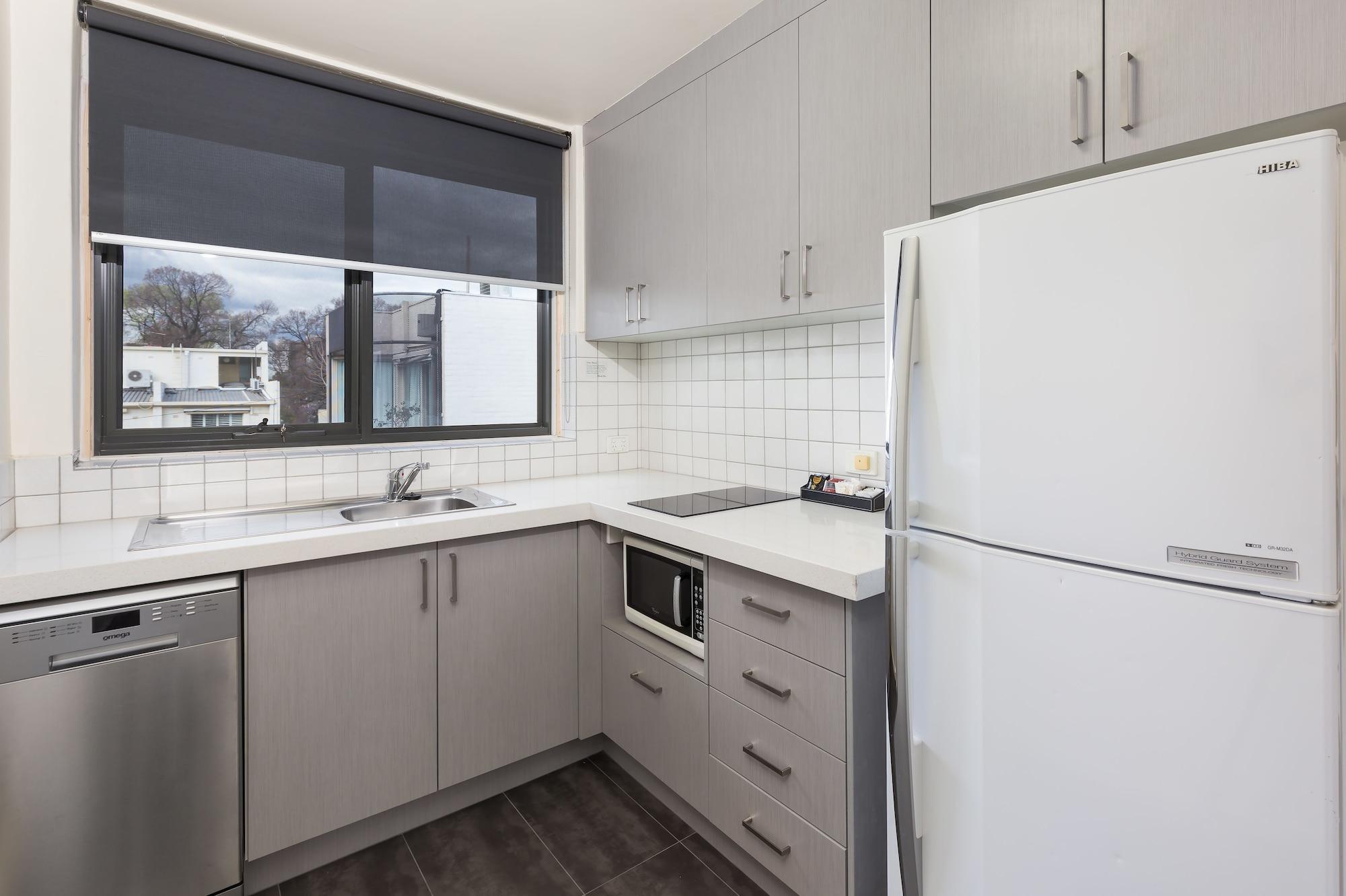 City Edge East Melbourne Apartment Hotel Exterior photo