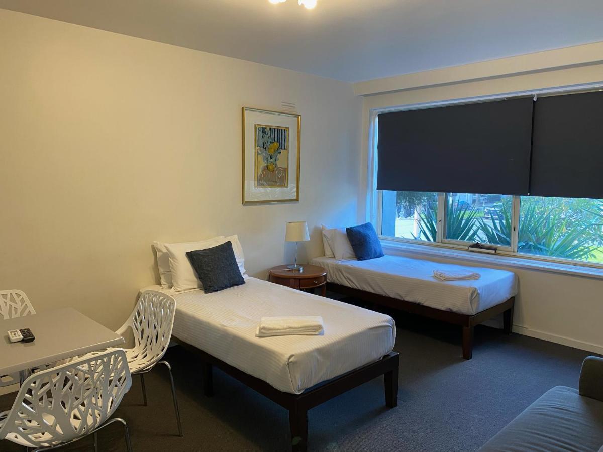 City Edge East Melbourne Apartment Hotel Exterior photo