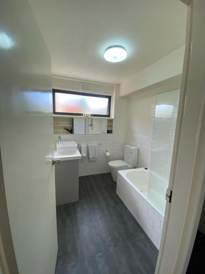 City Edge East Melbourne Apartment Hotel Exterior photo