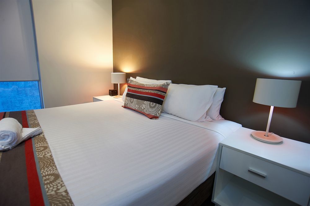 City Edge East Melbourne Apartment Hotel Exterior photo