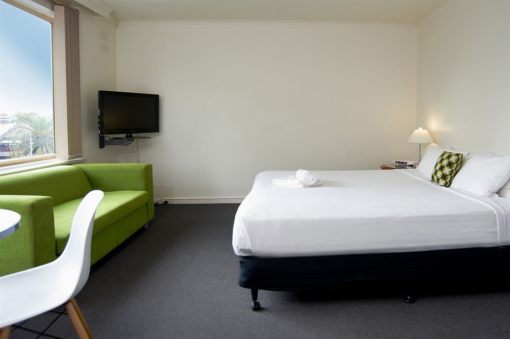 City Edge East Melbourne Apartment Hotel Exterior photo