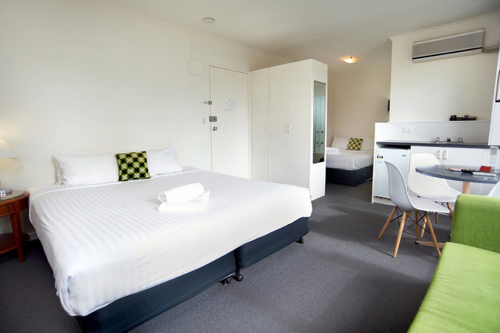 City Edge East Melbourne Apartment Hotel Exterior photo